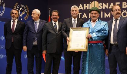 Bayburt'un Ahisi Mürsel Baykal oldu