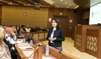 Bursa Büyükşehir Belediyesi’nde çalışanlara oryantasyon eğitimi
