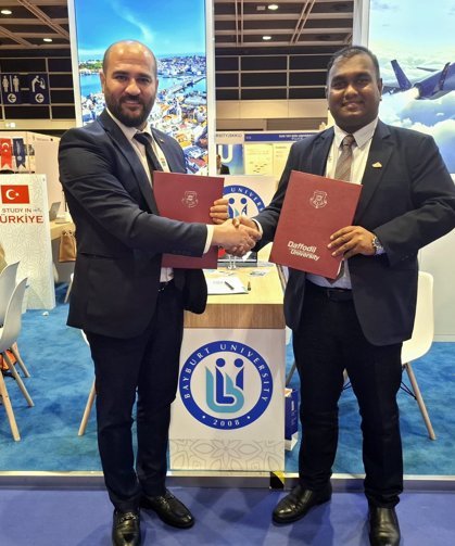 Bayburt Üniversitesi Hong Kong’daki Uluslararası Fuarda Yeni İş Birliklerine İmza Attı