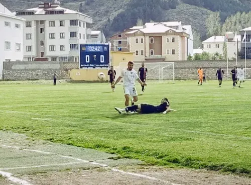 Bayburt Özel İdarespor Gençosmanda 1 puanla yetindi