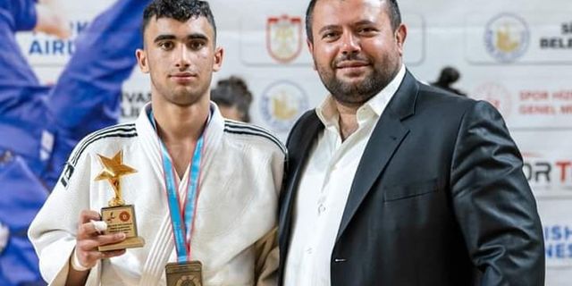 Judo Yıldızlar Türkiye Şampiyonasında Bayburtlu Sporcu Türkiye Şampiyonu oldu