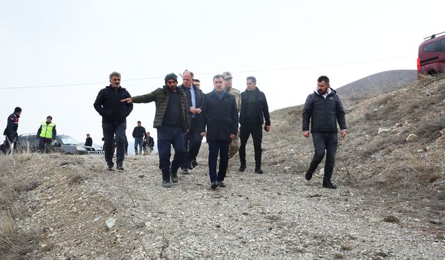 Vali Mustafa Eldivan, Çalıdere köyünü ziyaret ederek incelemelerde bulundu.