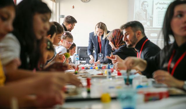 Bayburt Üniversitesi, İlkokul Öğrencilerini Picasso ile Tanıştırdı