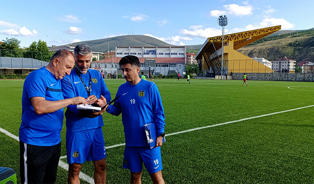 Bayburt Özel İdare Sporda Futbolcu seçmeleri yapıldı