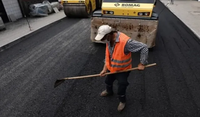 Bursa'nın yeni mahallesinde asfalt sorunu çözülüyor