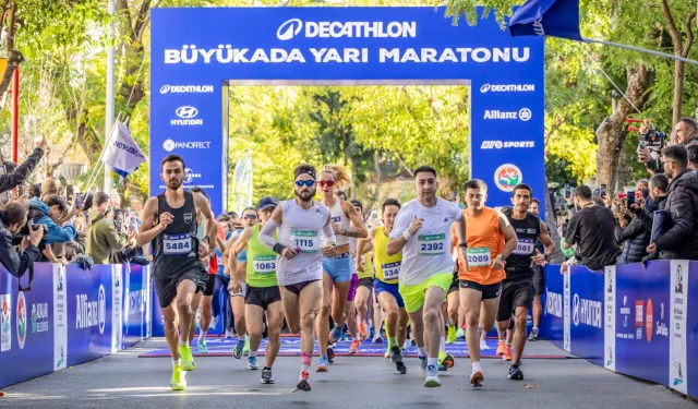 Büyükada Yarı Maratonu'na rekor katılım gerçekleşti