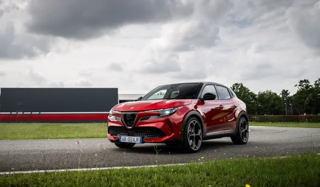 Alfa Romeo’dan yeni bağlantılı araç teknolojisi “Link”