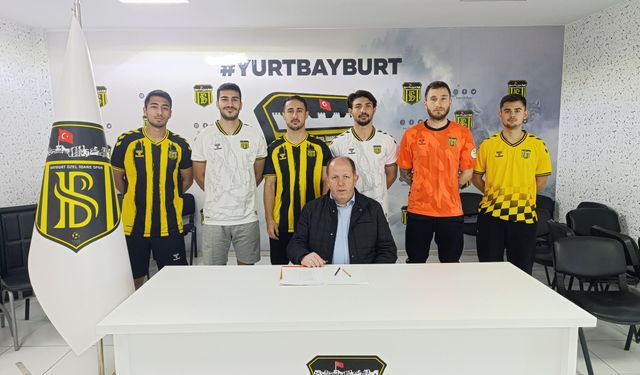 Bayburt Özel İdarespor 6 oyuncuyu renklerine bağladı