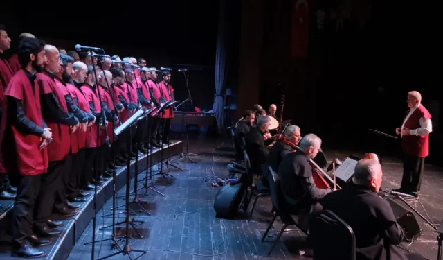 "Turabi Besteler Konseri" yürekleri ilahi aşkla doldurdu