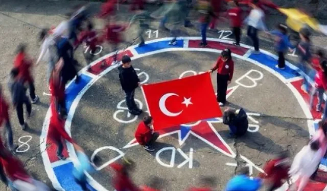 Bir Yıldız, Bir Hilal, İlelebet İstiklal... MEB yarışma sonuçlarını açıkladı