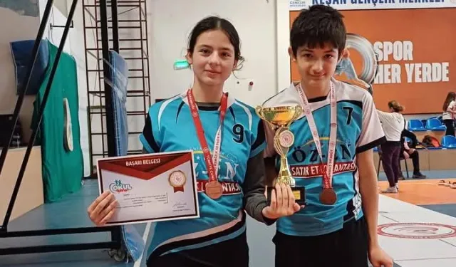Edirne'de Yenimuhacır Ortaokulu’ndan gururlandıran başarı