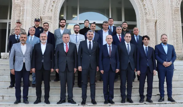 Maliye Bakanı Şimşek, Midyat'ı ziyaret etti
