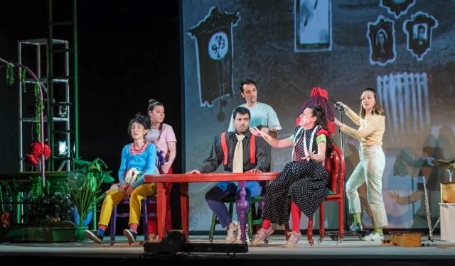 Bursa'yı tiyatro coşkusu sardı