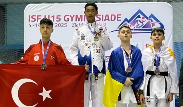İzmirli öğrenciden taekwondoda dünya ikinciliği
