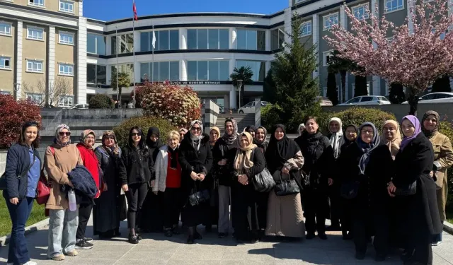Sakarya Büyükşehir’in özel çocukları aileleriyle birlikte panelde buluştu