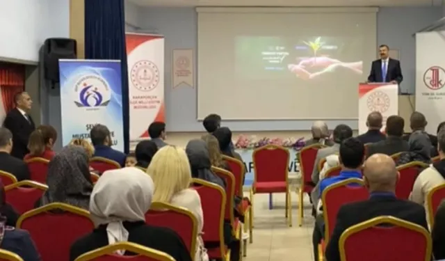 TDK Başkan Yardımcısı Doç. Dr. Şahin'den ortak yazı dili üzerine seminer
