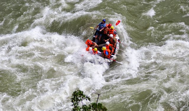 Bayburt’ta Rafting Şampiyonası heyecanı