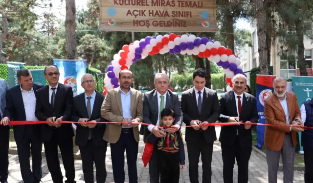 Bursa’da 'Kültürel Miras Temalı Açık Hava Sınıfı' açıldı