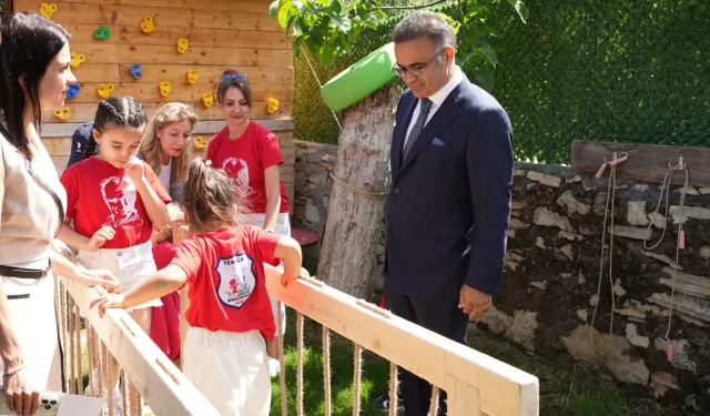 İzmir’de Açık Hava Sınıfı ve Deprem Eğitim Parkuru açıldı