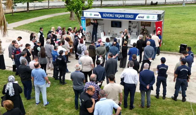 Kocaeli Büyükşehir'den Kandıra'da afet eğitim farkındalığı