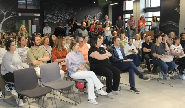 Latife Tekin Bursa Nilüfer’de okurlarıyla buluştu