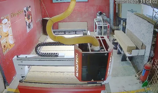 Türkiye'de ilk... Üretim tesisinden 7/24 canlı yayına başladı