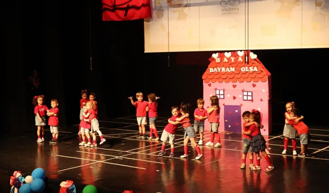 Bursa Nilüfer'in kreşlerinde yıl sonu heyecanı