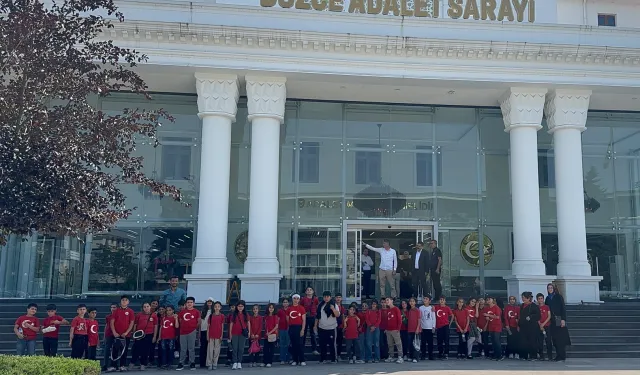 Düzce'de minik öğrencilerden 'adalet' ziyareti