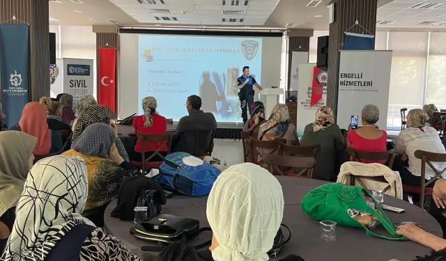 Hayatın İçindeyim Projesi ile 65 yaş üstüne eğitim