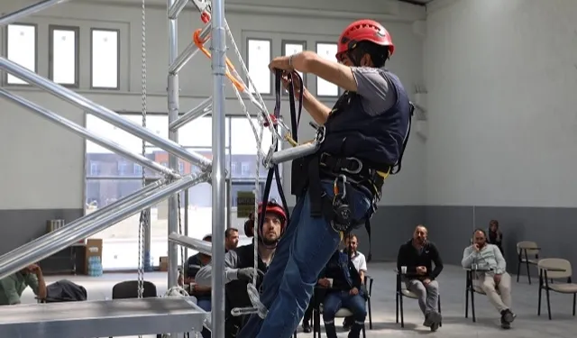 Konya Karatay'da yüksekte çalışma eğitimi