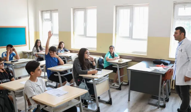 Yaz dönemi eğitim seferberliği başlıyor!  DYK ve Yaz Okulları 1 Temmuz’da başlıyor