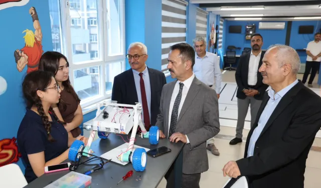 Başkan Büyükgöz Vali Aktaş’a projelerini yerinde tanıttı