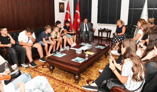 Bosnalı öğrencilerden Erkan Aydın’a ziyaret