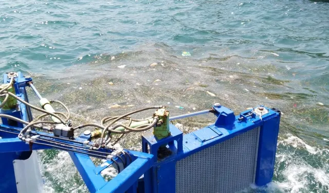 Bursa Büyükşehir'den deniz temizliği