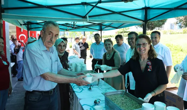 Bursa Nilüfer Belediyesi’nden şehit ve gazi yakınlarına aşure ikramı