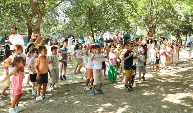 Bursa Nilüferli çocuklar yaz kütüphanesinde okula hazırlandı