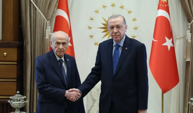 Cumhurbaşkanı Erdoğan, Bahçeli'yi Külliye’de kabul etti