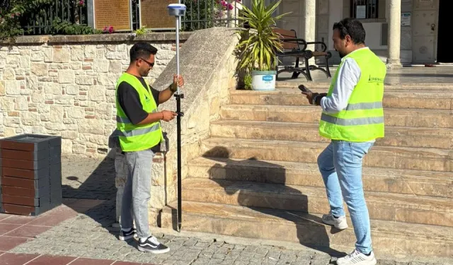 İzmir Aliağa Demokrasi Meydanı yenilenecek
