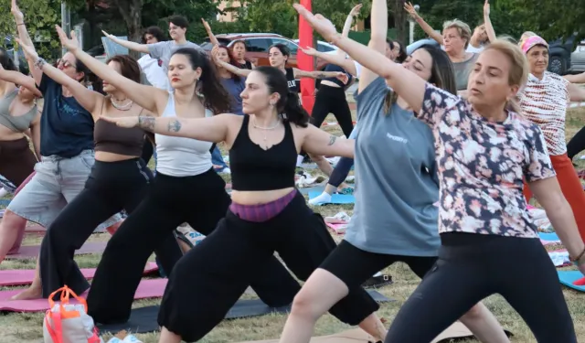 İzmitliler yoga etkinliğinde buluştu