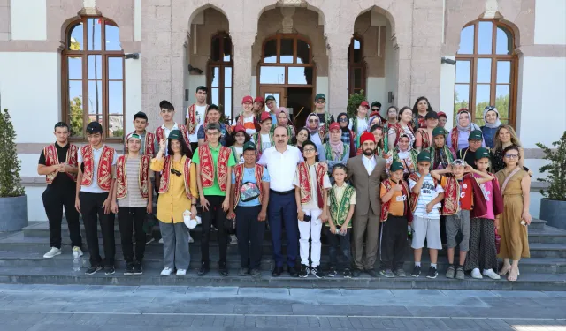 Konya’da özel gençler yaz okulu ile hem eğleniyor hem öğreniyor