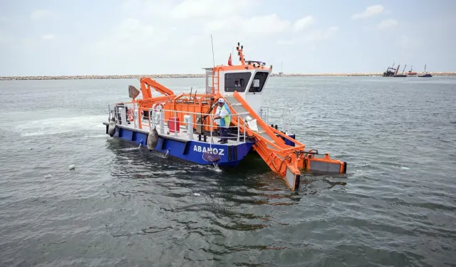 Mersin Büyükşehir Belediyesi, denizleri 60 ton atıktan arındırıyor