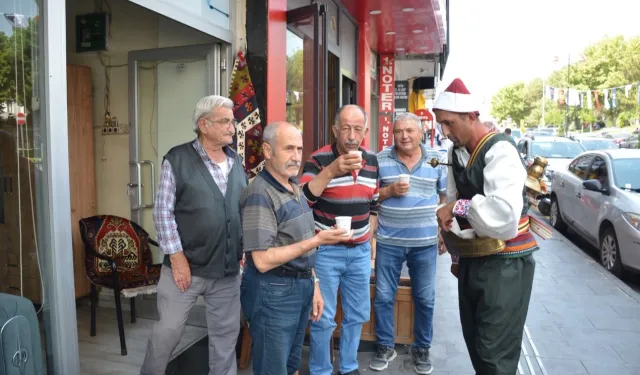 Nevşehir Belediyesi'nden limonata ikramı