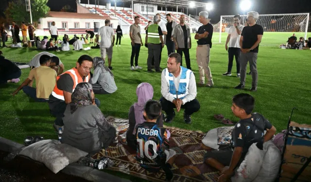 Ahmet Akın; Depremi birlikte aşacağız