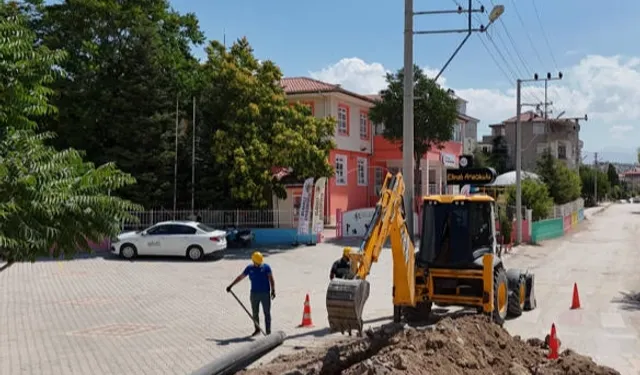 Antalya'da 50 yıllık eski borular yenilendi