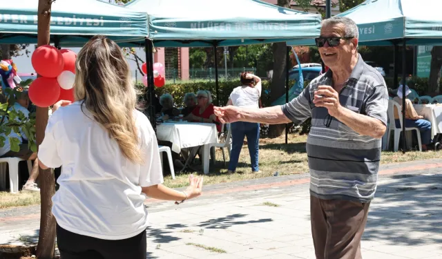 Bursa Nilüfer'de huzurevinde piknik coşkusu