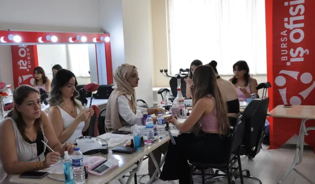 Bursa'dan kadın istihdamına destek