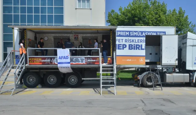 BUSKİ çalışanlarına deprem eğitimi