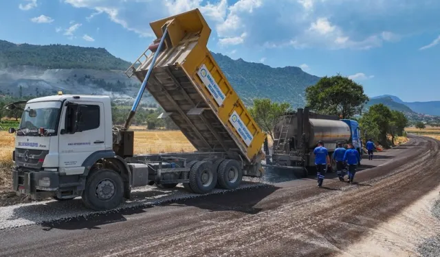 Büyükşehir, 2025 asfalt sezonunu hız kesmeden sürdürüyor