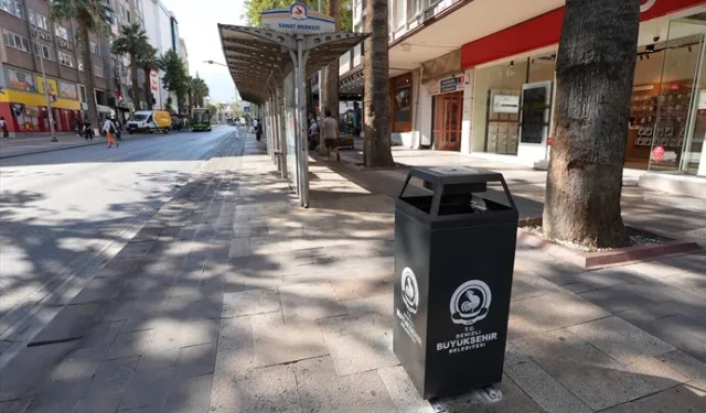Denizli Büyükşehir çöp kutularını yeniliyor