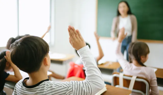 Denizli Büyükşehir’den miniklere eğitim desteği